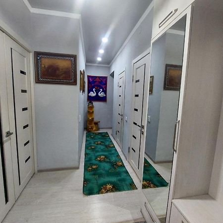 Downtown Homestay Biškek Exteriér fotografie