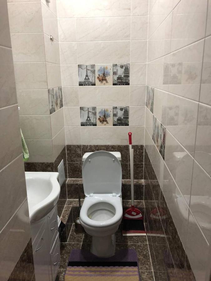 Downtown Homestay Biškek Exteriér fotografie
